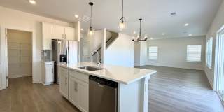 2372 Woodmeadow Dr Gallery 3