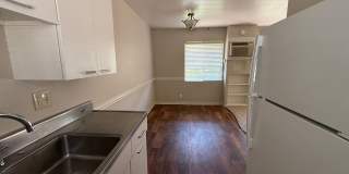 Siesta Villa and Crestwood Apartments ~ Absolute Must See Community! Gallery 8