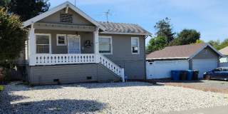 Large Sunny 4 Bedroom 3 Bath Country Style Home in Vallejo! Gallery 1