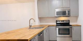 614 Woodgate Circle C, Sunrise, FL 33326 Gallery 1