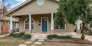 3-BEDROOM COTTAGE IN ALAMO HEIGHTS Gallery 1