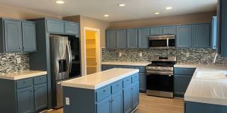 Winchester 4 Bedroom main floor Bed and Bath Winchester 4 Bedroom main floor Bed and Bath Gallery 5