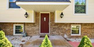 Large Home on Almost 2 Acres! Gallery 1