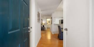 Resort Style Oakland Condo with Private Terrace Resort Style Oakland Condo with Private Terrace Gallery 4