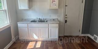 11909 Parkhill Avenue Gallery 1
