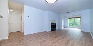 3176 SUMMIT SQUARE Drive Gallery 21