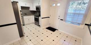 2-Bedroom in the perfect location! ***First month free with a 13-month lease.*** Gallery 5