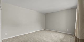 1229 East Manhatton Drive Gallery 13
