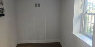2325 W Rice Street, Gallery 7