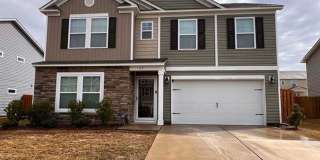 Beautiful Elgin Home with 4 Bedrooms, Smart Security  Pool Access! Gallery 1