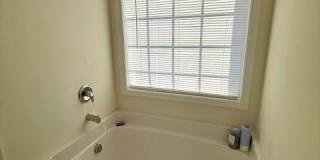 107 Stephens Court Gallery 21