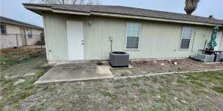 2109 Breezeway Gallery 12