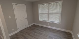 Cute 2 bedroom Duplex Gallery 12