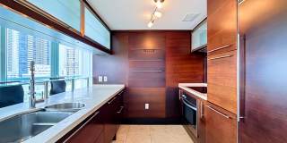 6000 Indian Creek Drive Gallery 10