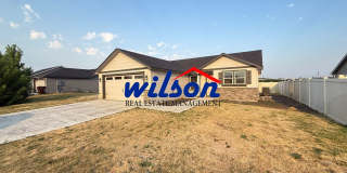 Charming 3BD/2BA House for Rent in West Valley Gallery 1