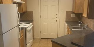 1104 Nicholas Cr. - B Gallery 3