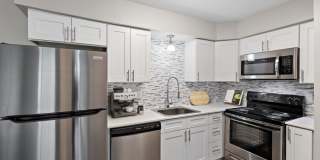 Hines Park Place Apartments Gallery 19