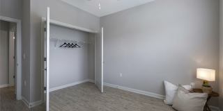 Pointe at Crestmont Apartments - Affordable Housing Gallery 15