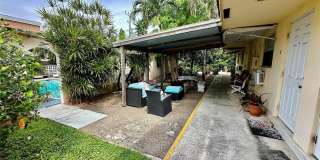 1973 NE 4th Street Gallery 6