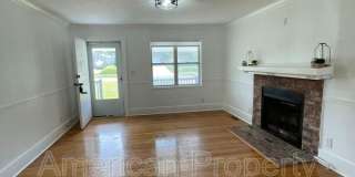 1227 S College Ave Gallery 7