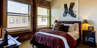 Metropolitan Artist Lofts - Affordable Housing Gallery 21