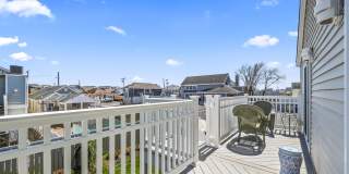 204 Randall Avenue Gallery 21