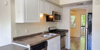 1010 W 23rd St #9 Gallery 6