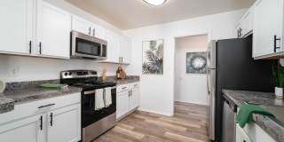 The Crossroads At Southfield Apartments Gallery 1