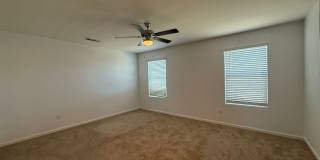 five bedrooms and three and a half bathrooms home in Fresno, CA Gallery 17