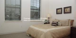 Nice 2 bed in Financial District Gallery 6