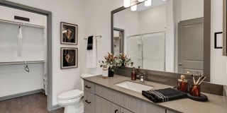 The Sophia Gallery 19