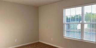 Room in 4 Bedroom Home at Fallen Tree Dr Room in 4 Bedroom Home at Fallen Tree Dr Gallery 6