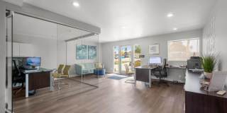 Sunset Square Gallery 56