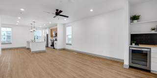 Meridian at CityPlace Gallery 18