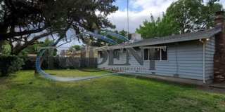 Cute 3 bedroom, 1 ½ bath house Gallery 11