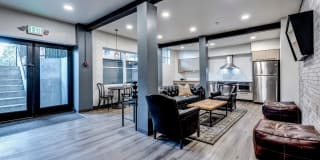 Lock Vista Gallery 18