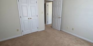 MIDDLE CREEK Gallery 23