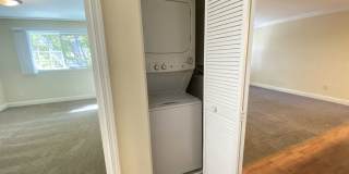 Spacious and Bright Oceanside Condo Gallery 11