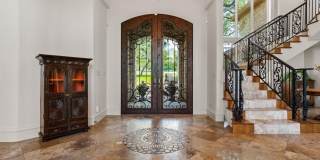 Lake Travis Waterfront Retreat – For Lease Gallery 8