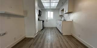 710 W Washington Gallery 2