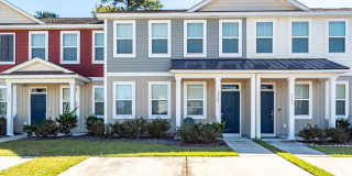 3 Bedroom, 2.5 Bathroom Townhome in The Park at Rivers Edge - North Charleston Gallery 1