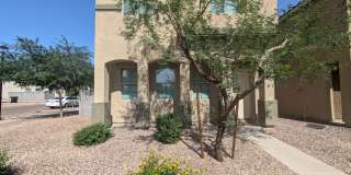 3 Bedroom, 2.5 Bathroom Riverbend Home Gallery 1