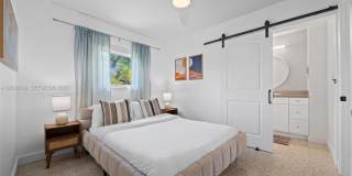 930 N 11th Ct Gallery 31