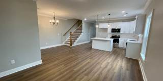 New 3/2.5 Townhouse in Downtown Rome $2,295 Gallery 12