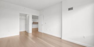 Massive 2/Bdrm 2/bath With Sizable Outdoor Terrace ! A+ Location & Amenities Gallery 21