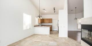 9162 N TREASURE MOUNTAIN Drive Gallery 8