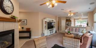 Available 10/1/26 - Furnished 3 bed, 2 Bath Home For Rent Gallery 9