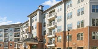 Overture Cary 55+ Active Adult Apartment Homes Gallery 32