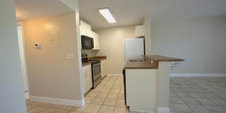 1523 Meadows Circle W Gallery 4