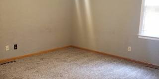 Remodeled Raytown Home-Coming SOON!! Gallery 14